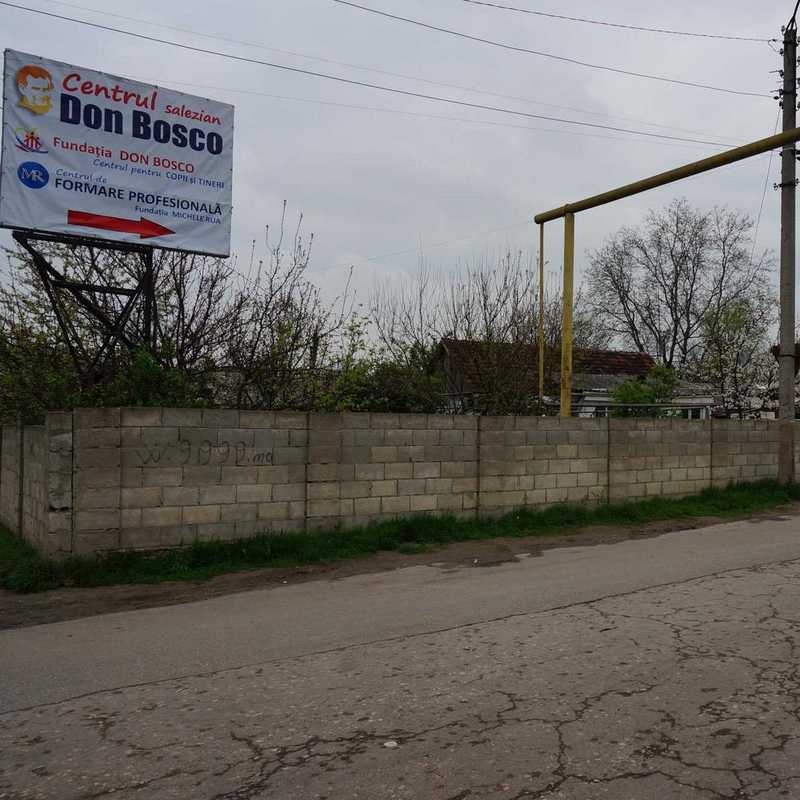 Einfahrt zum Don Bosco Zentrum in Chisinau